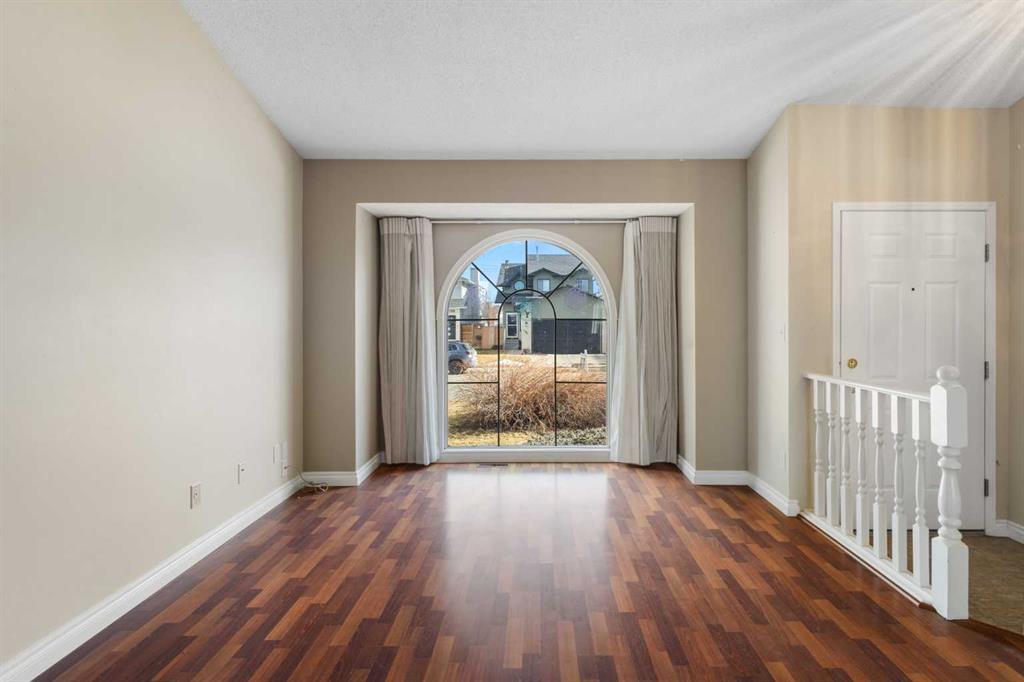 103 Riverside Way SE photo 5
