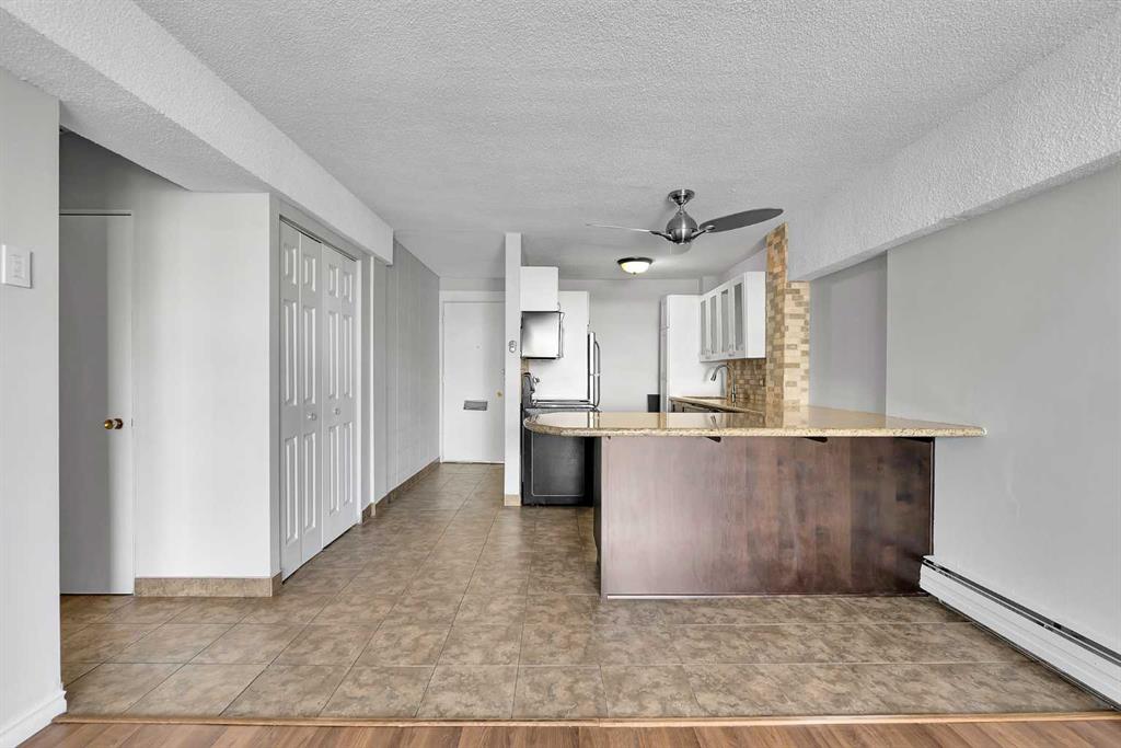 519 17 Avenue SW #210 photo 4