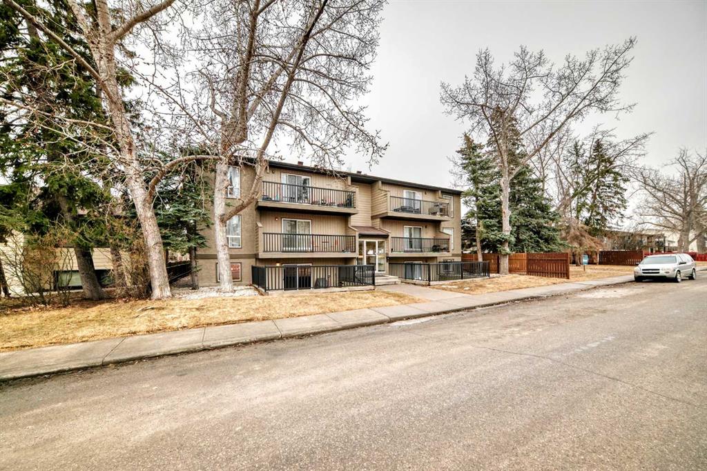 4311 73 Street NW #105 photo 3