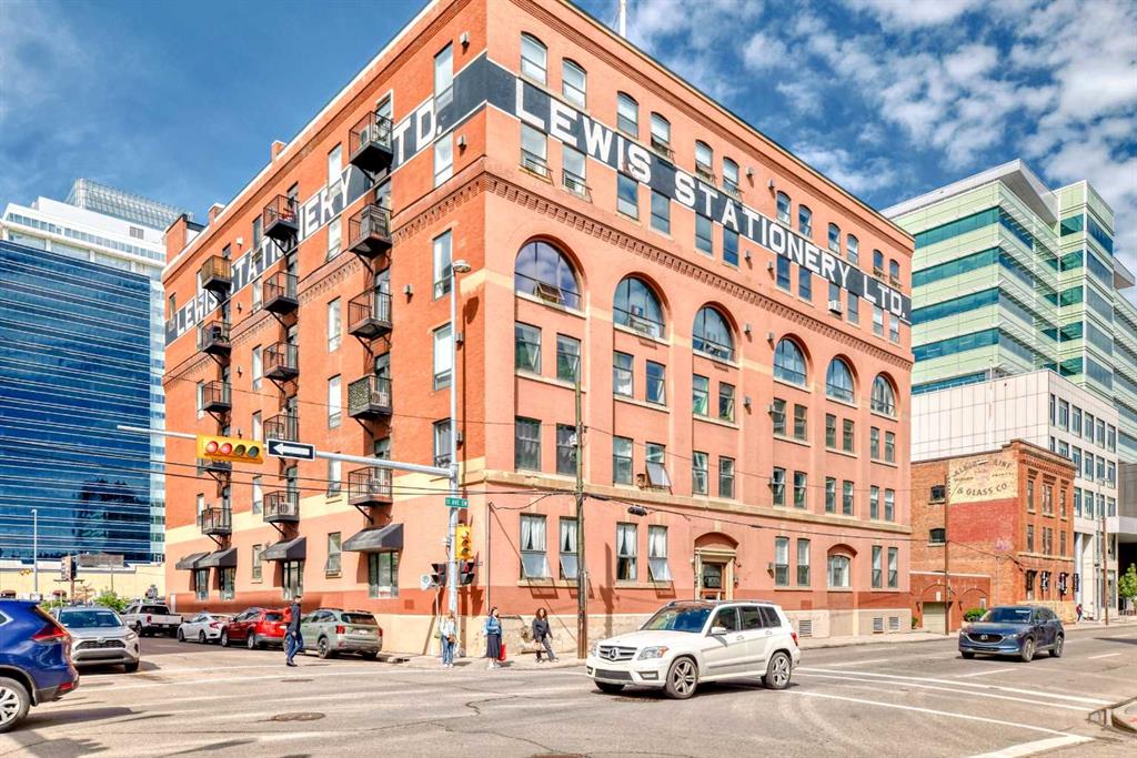 240 11 Avenue SW #402 photo 5