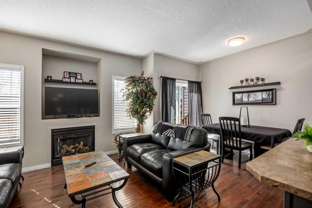 620 Luxstone Landing SW #604 photo 3