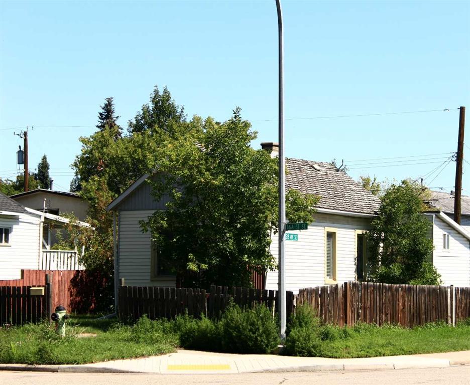 2740 16A Street SE photo 2