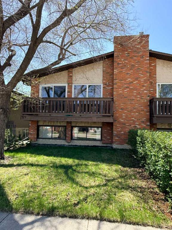 135 27 Avenue NE photo 2