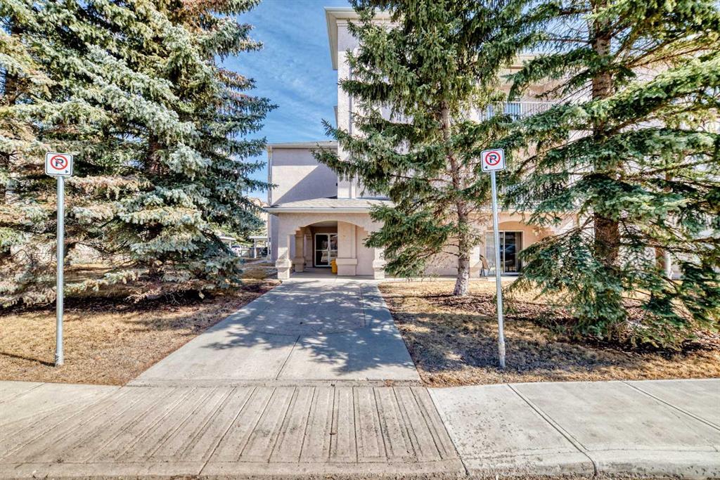 7 Lineham Avenue #205