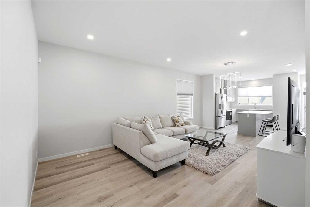 34 Aquila Way NW photo 3