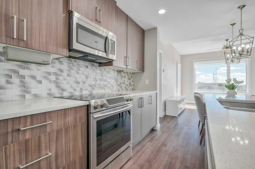 8531 8A Avenue SW #402 photo 4