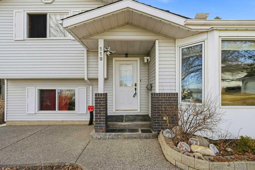 119 Macewan Meadow Way NW photo 2