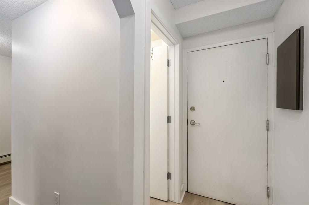 655 Meredith Road NE #101 photo 3