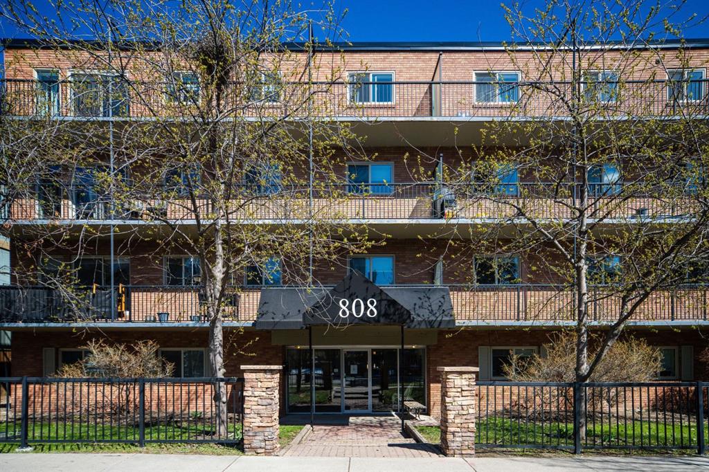 808 Royal Avenue SW #207