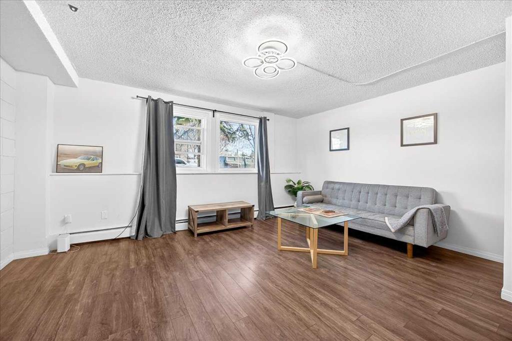 2111 14 Street #101