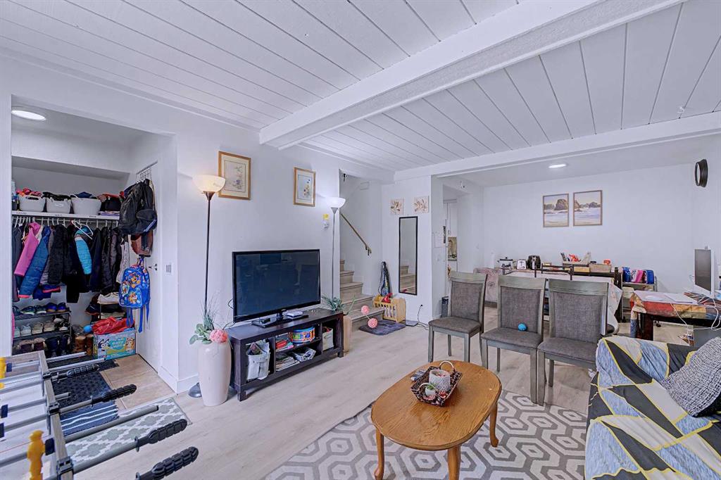 5404 10 Avenue SE #317 photo 2