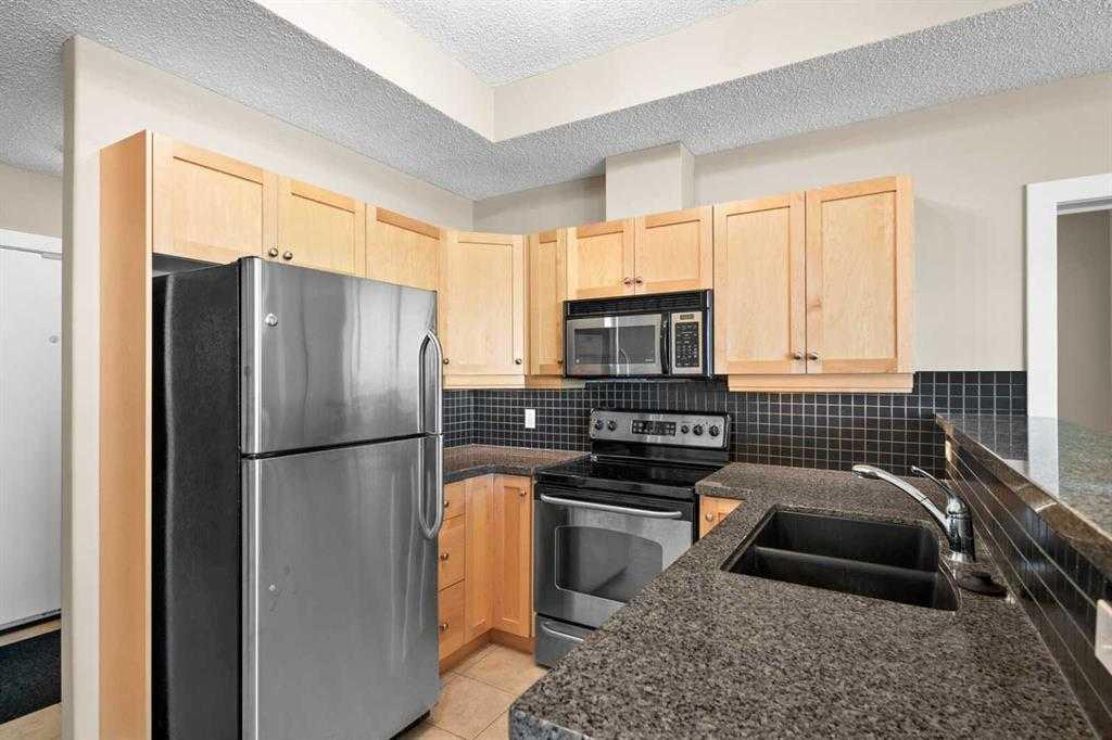 1053 10 Street SW #411 photo 5
