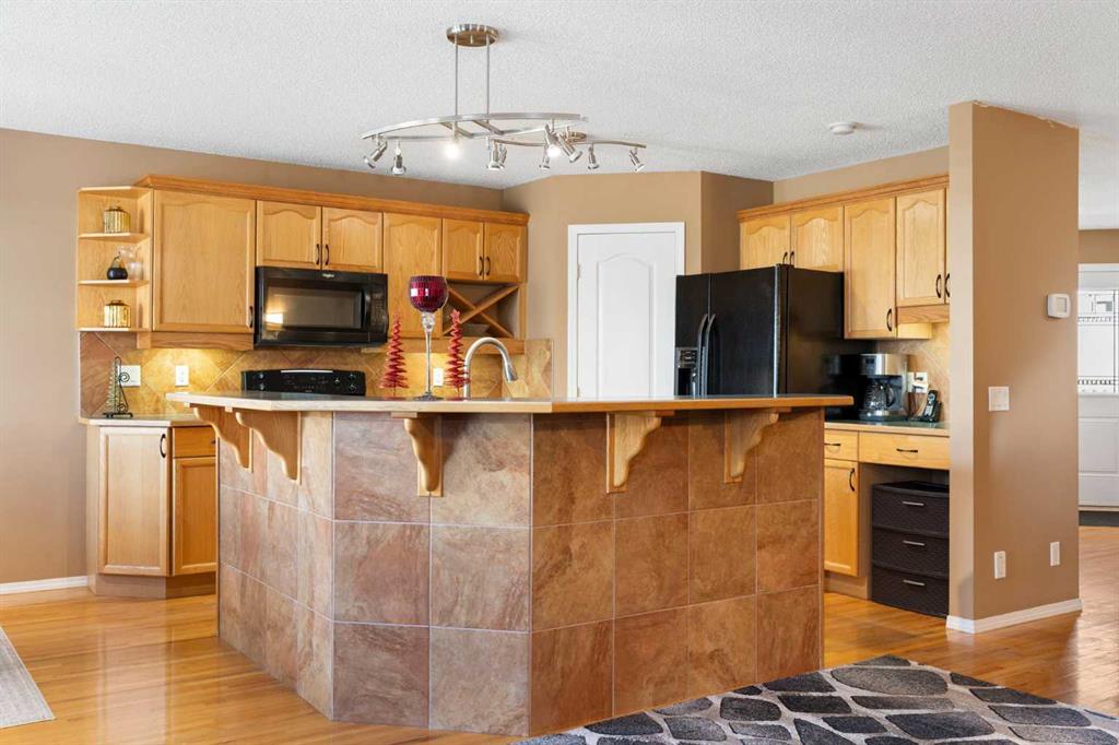 227 Bridlewood Circle SW photo 3