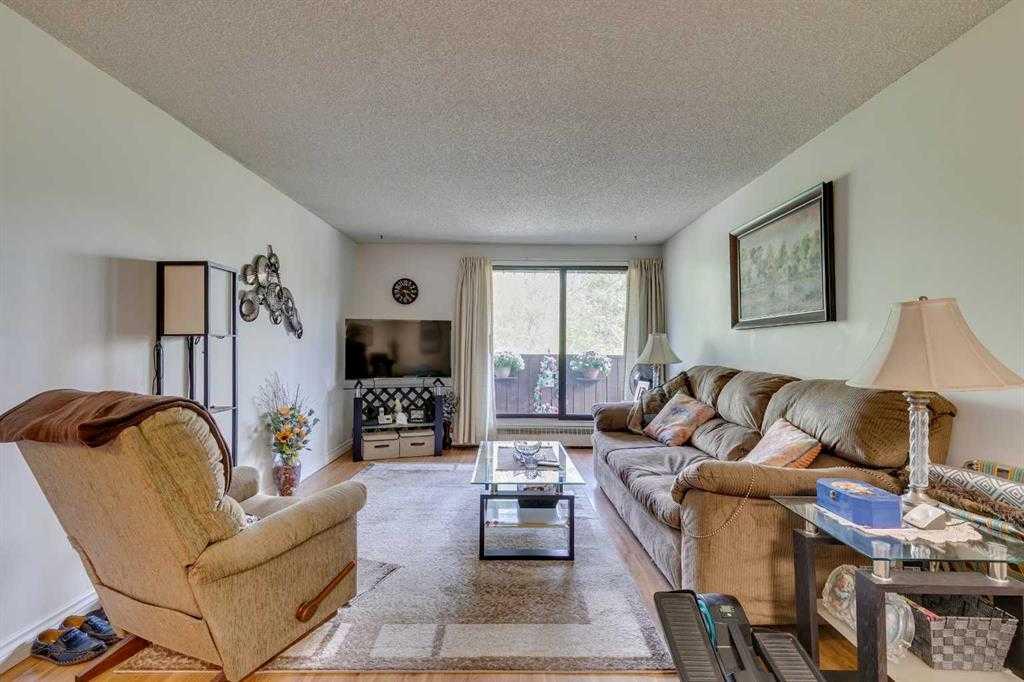 8403 Fairmount Drive SE #308