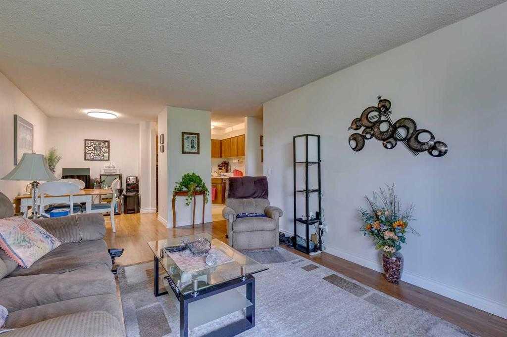 8403 Fairmount Drive SE #308 photo 4