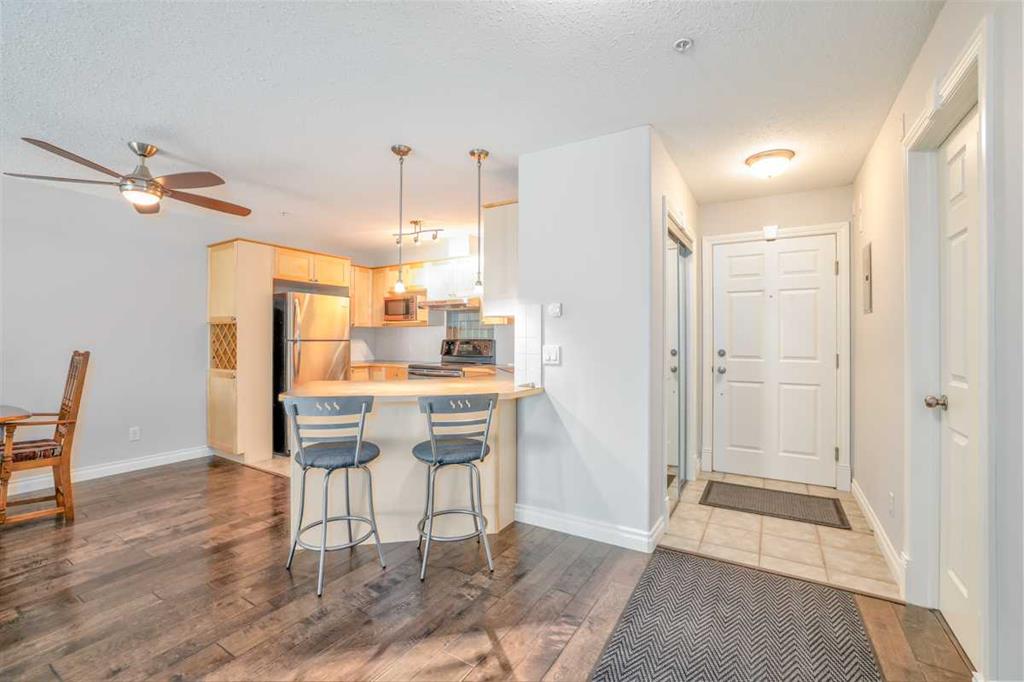 1631 28 Avenue SW #213 photo 5