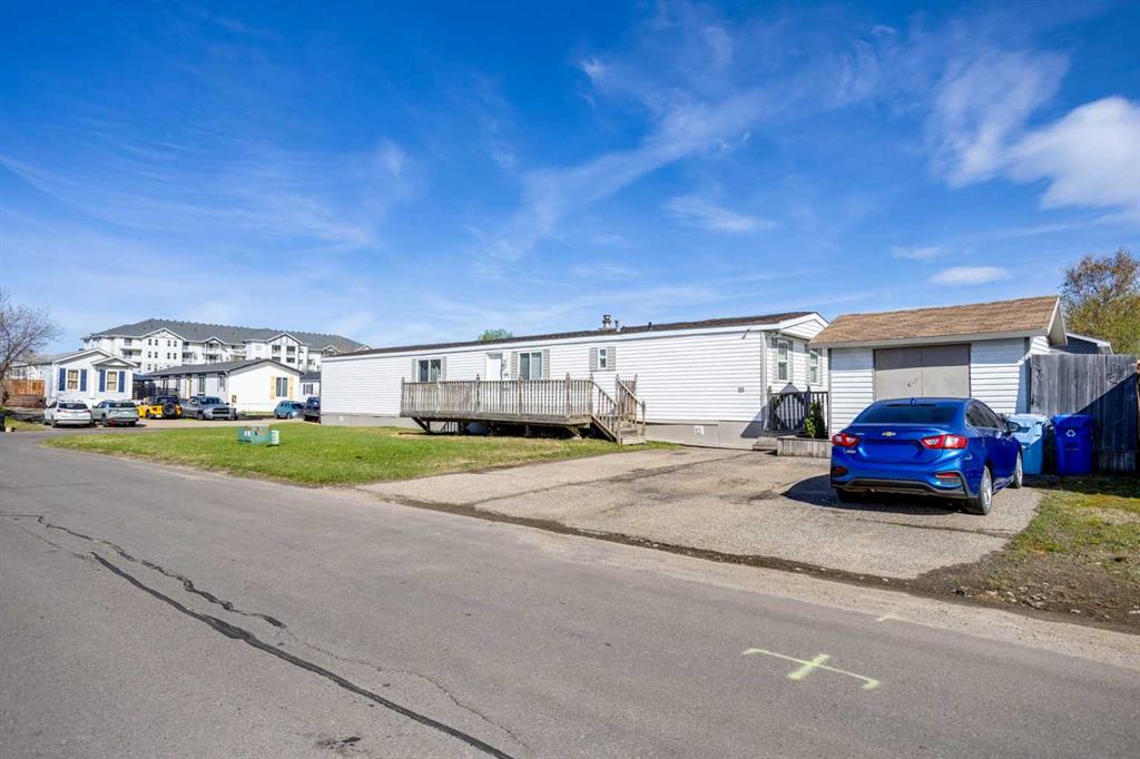 101 Clausen Crescent
