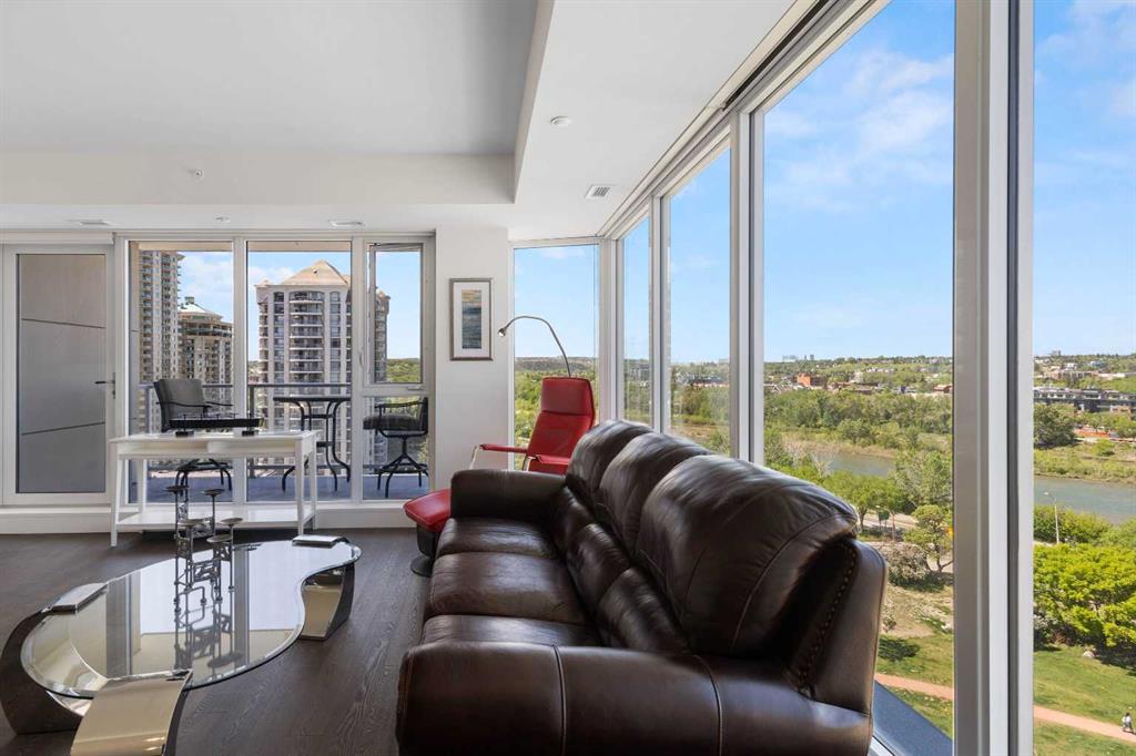 1025 5 Avenue SW #1003 photo 3