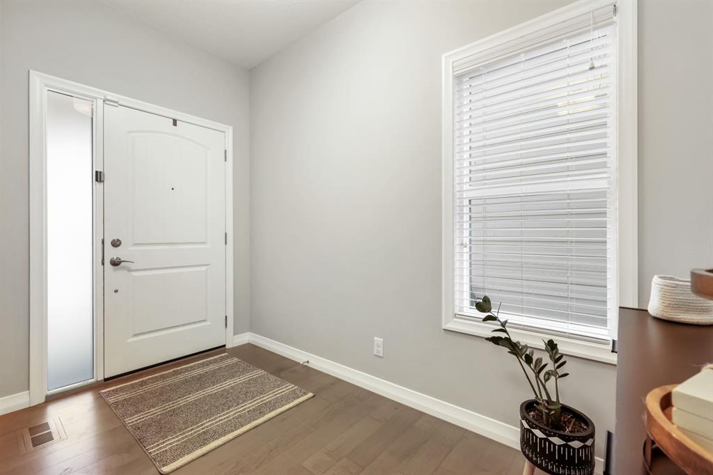 370 Magnolia Heath SE photo 3