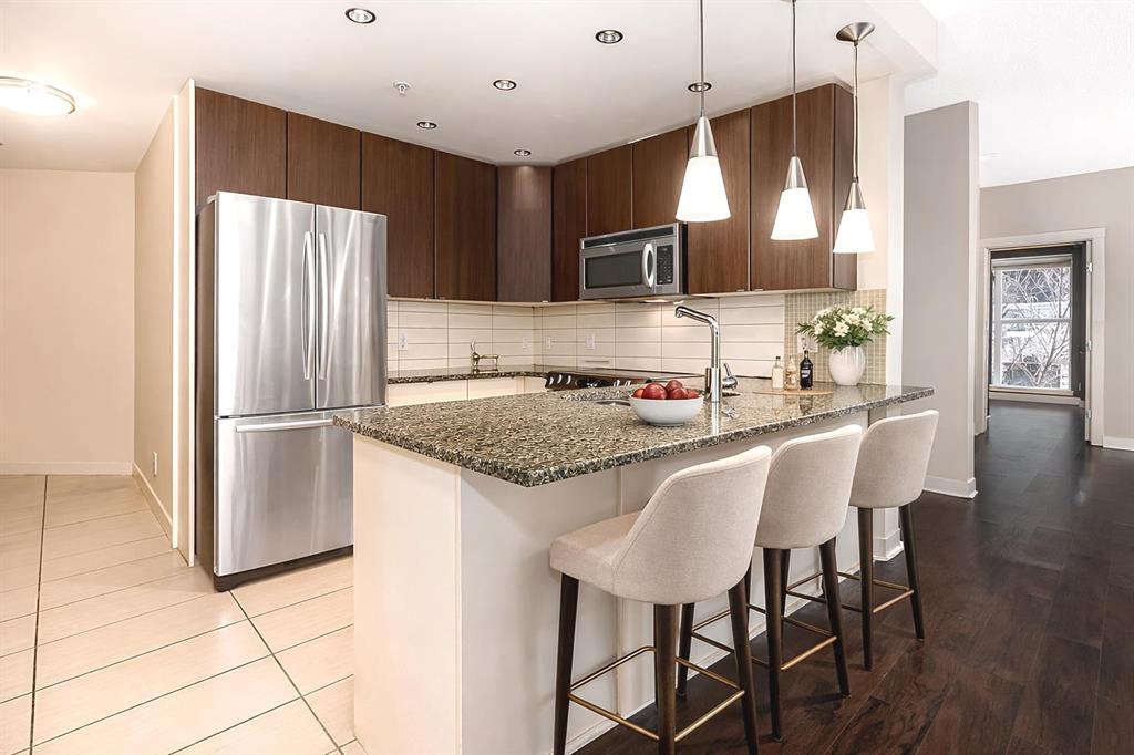 788 12 Avenue SW #202 photo 5
