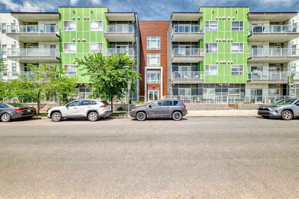 20 Seton Park SE #212 photo 2
