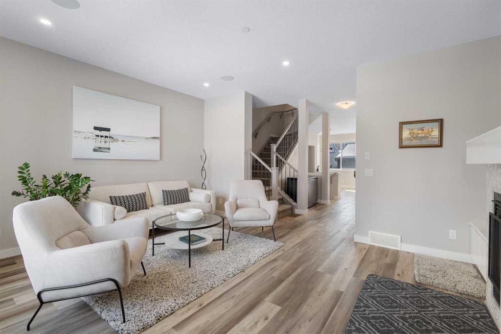 45 Howse Street NE photo 2