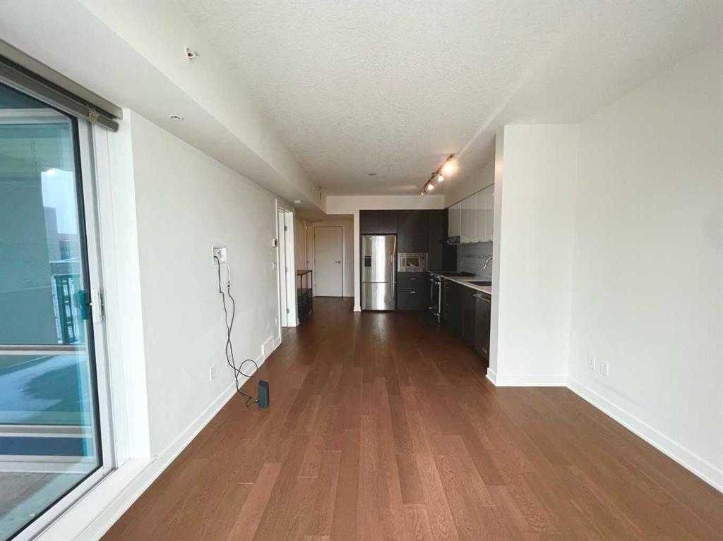 930 6 Avenue SW #1404 photo 5