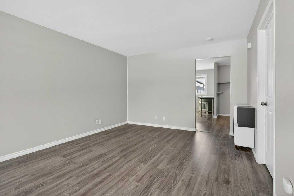 2211 19 Street NE #303 photo 5