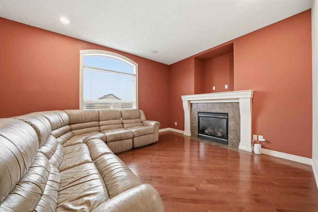 27 Saddleland Way NE photo 5