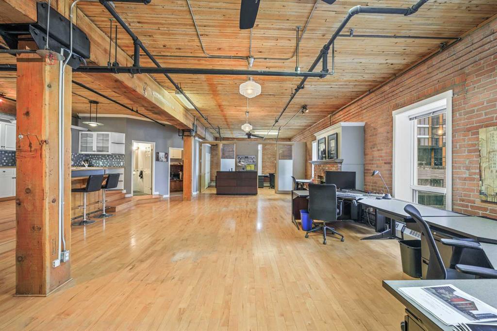 535 10 Avenue SW #401 photo 3