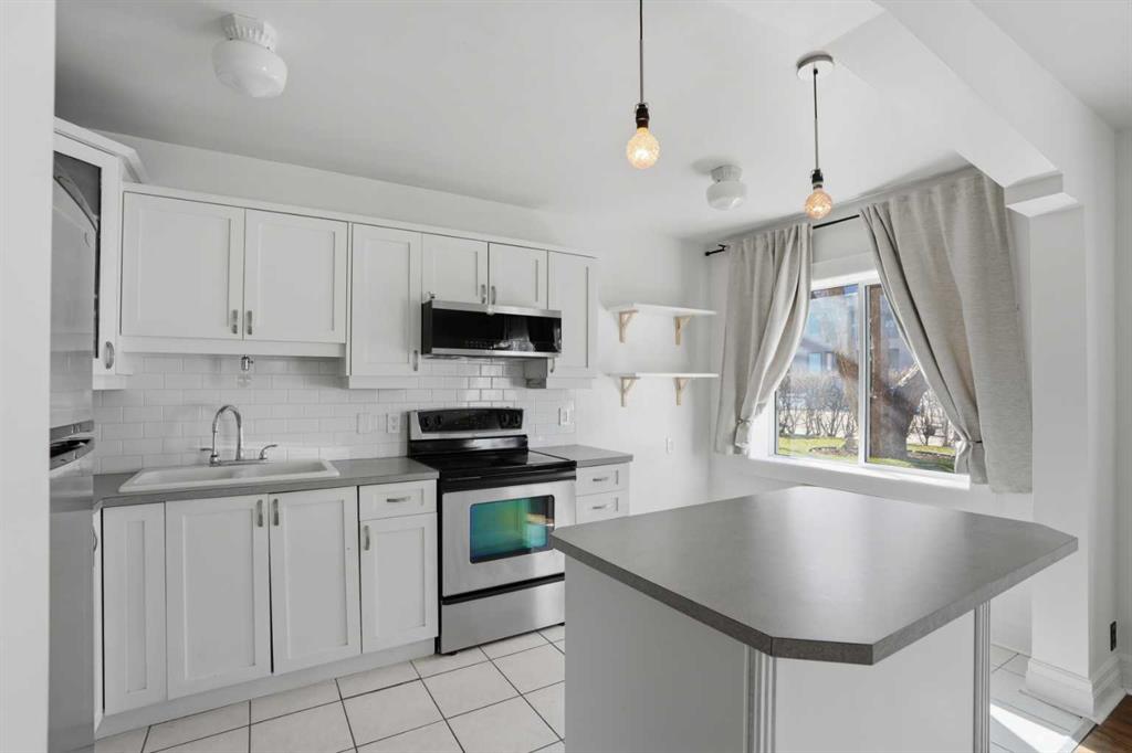 330 19 Avenue SW #3 photo 4