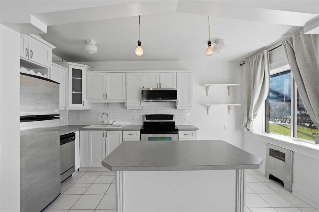 330 19 Avenue SW #3 photo 5