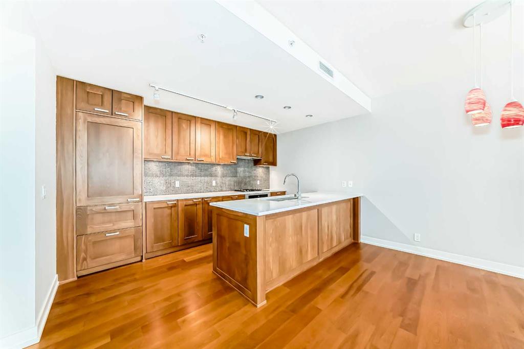 222 Riverfront Avenue SW #1126 photo 4