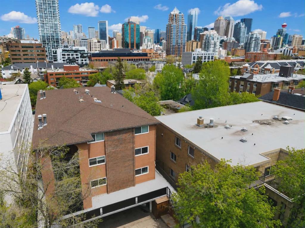 930 Royal Avenue SW #4 photo 2