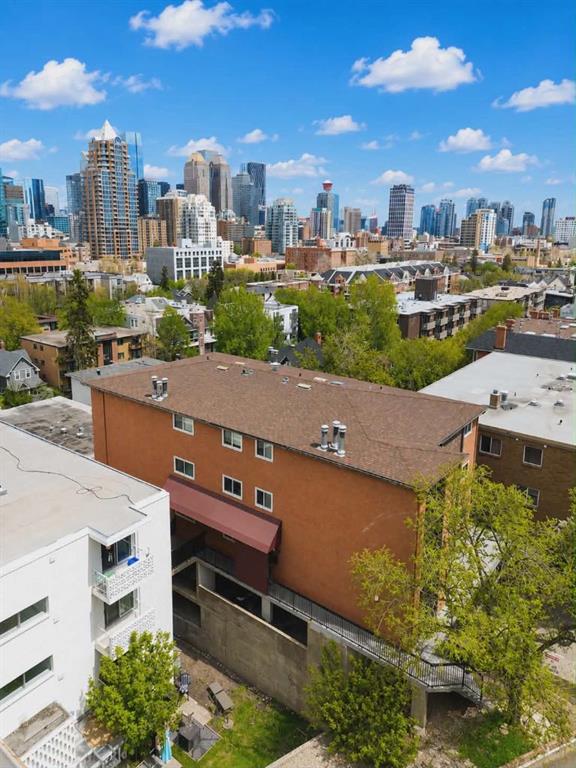 930 Royal Avenue SW #4 photo 3