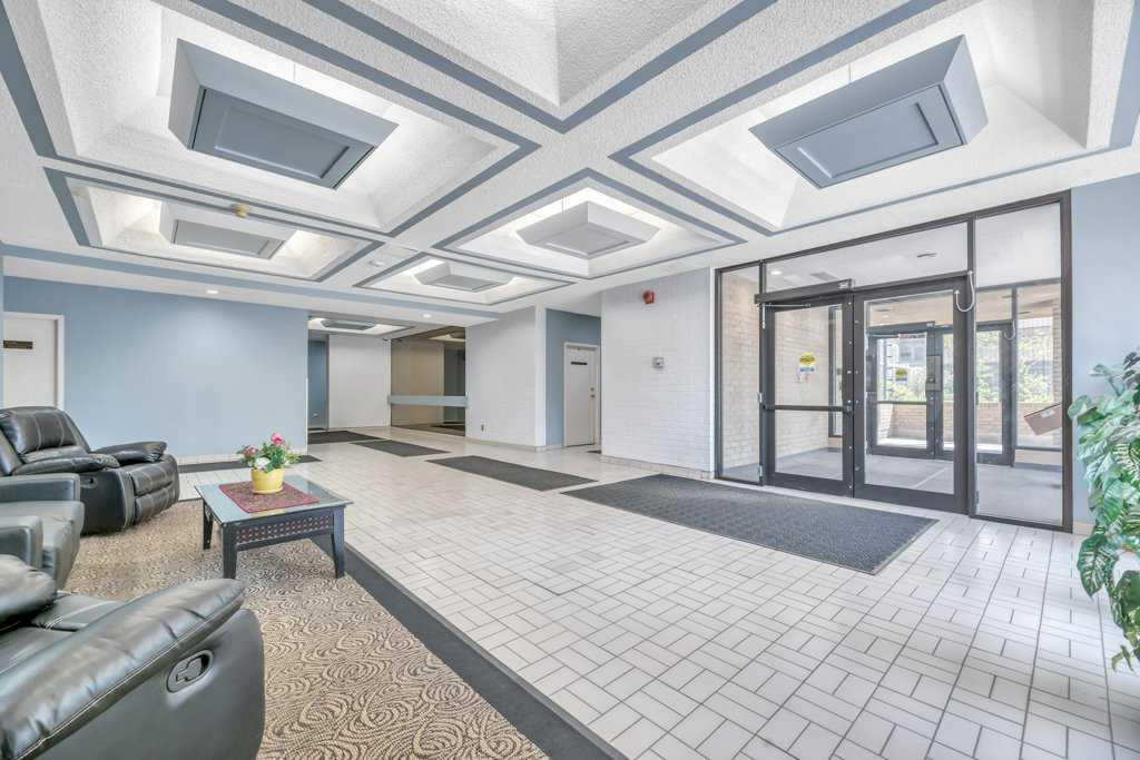 924 14 Avenue SW #1403 photo 5