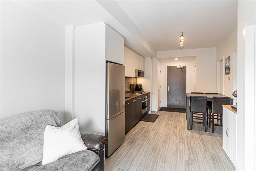 730 2 Avenue SW #1107 photo 3