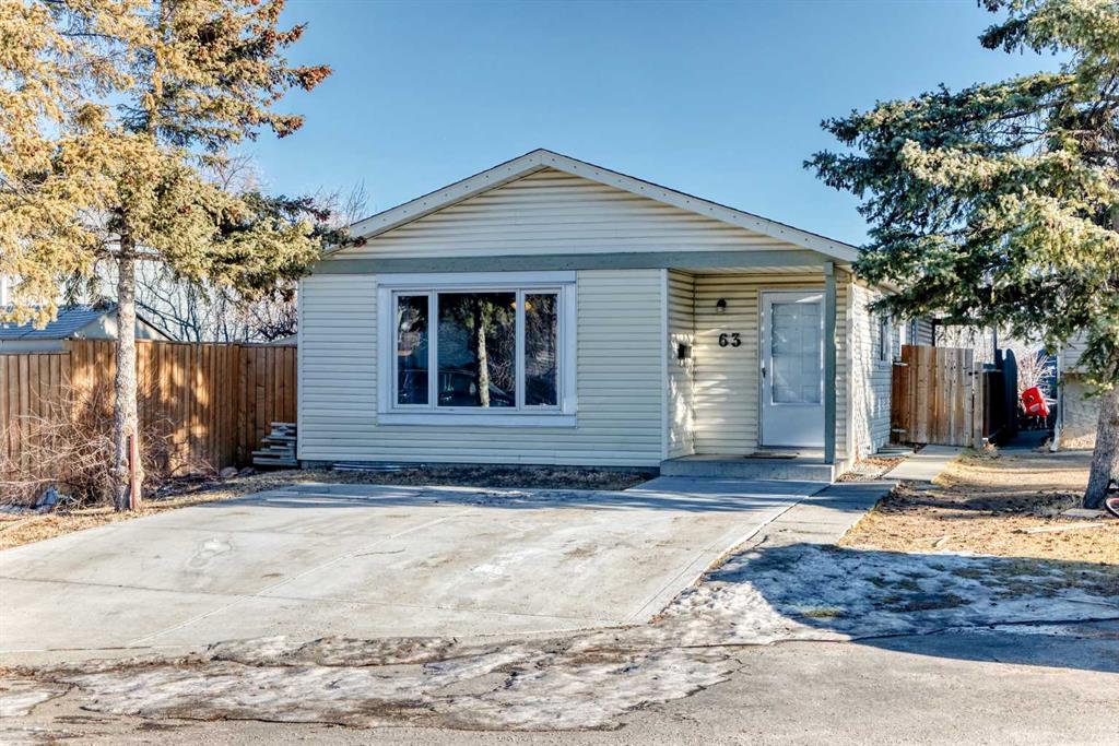 63 Falshire Place NE photo 2