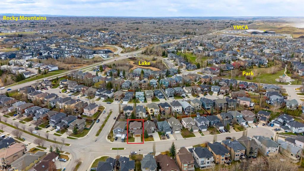 66 Royal Highland Road NW photo 2