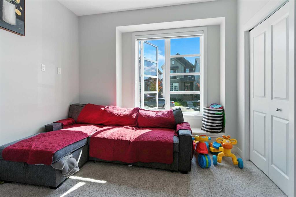 268 Savanna Terrace photo 3