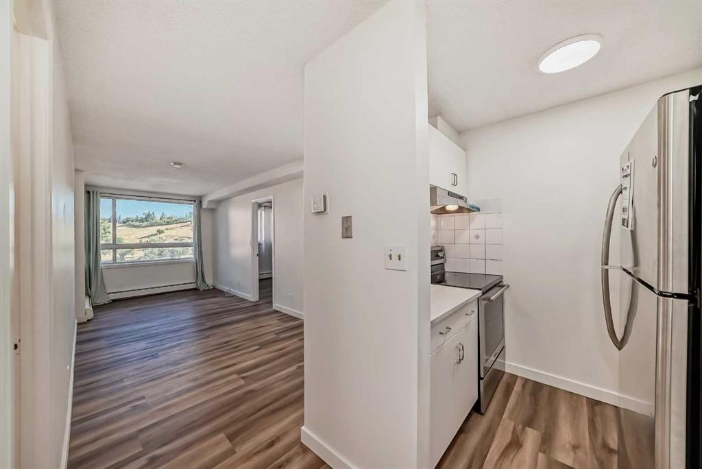 110 2 Avenue SE #512 photo 5