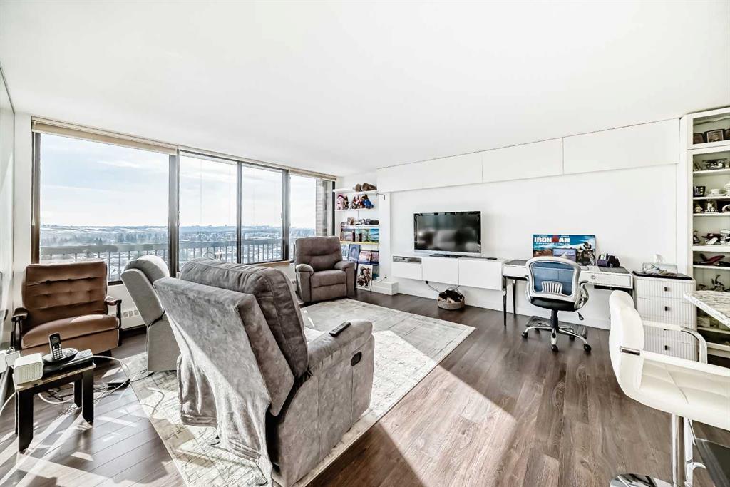 8604 48 Avenue NW #912 photo 5