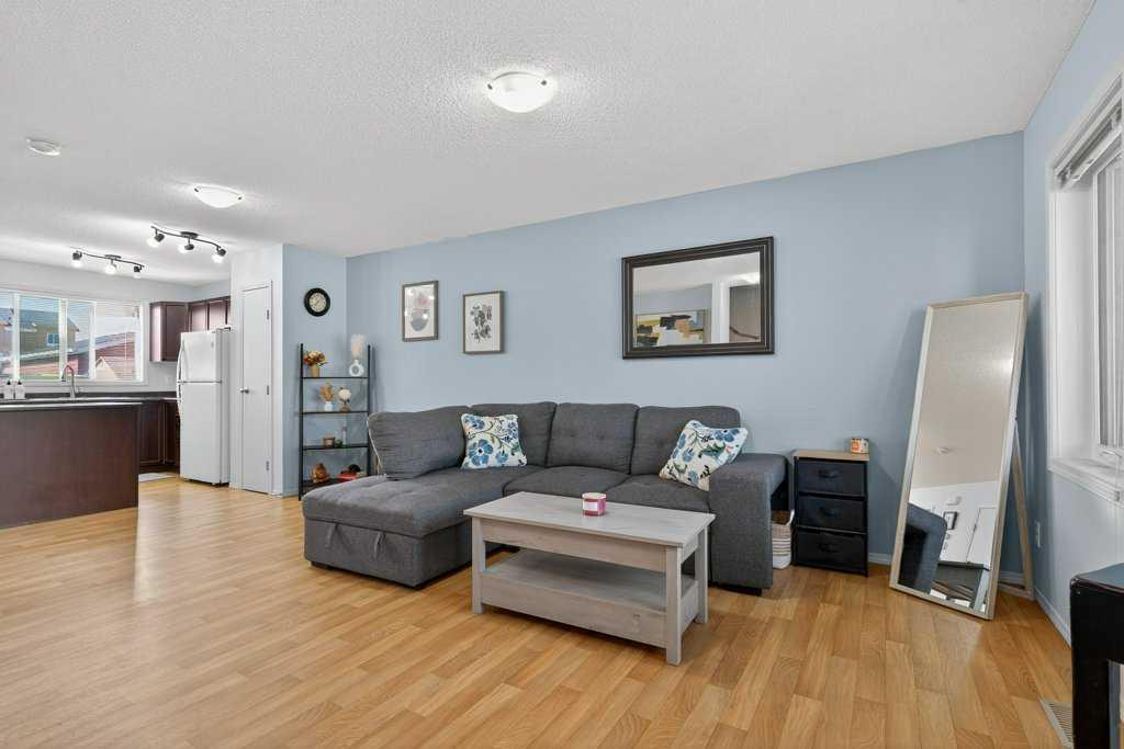 243 Redstone Drive NE photo 5