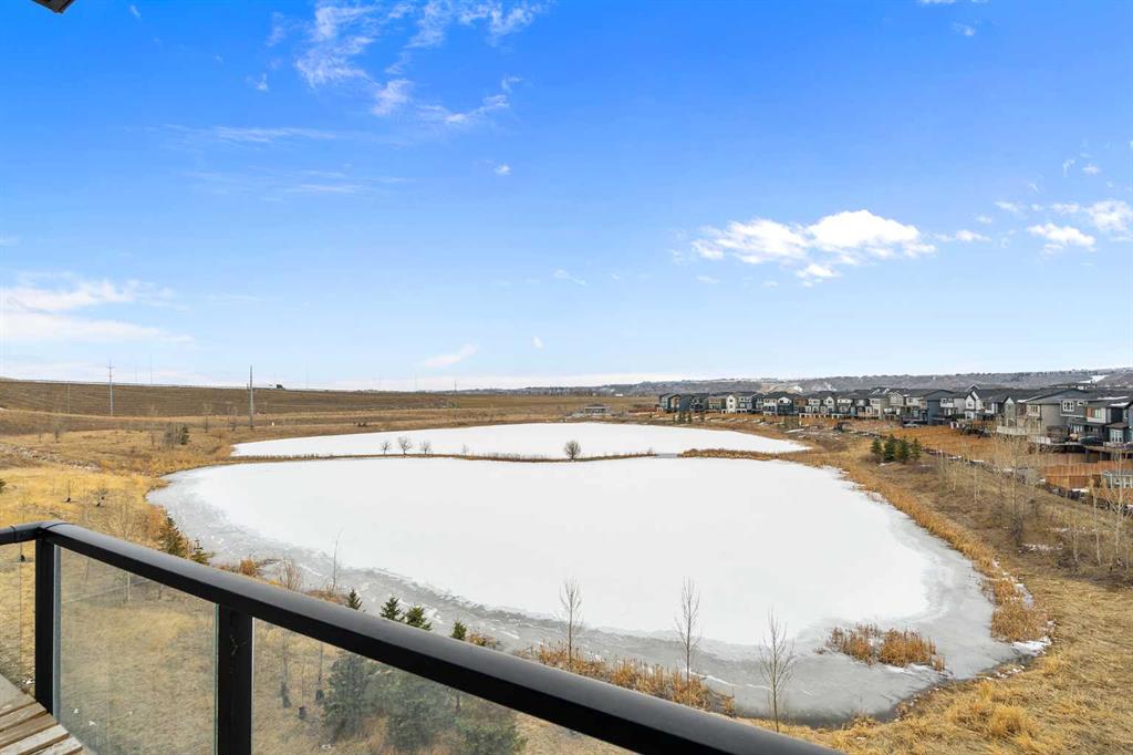 42 Cranbrook Gardens SE #1306 photo 3