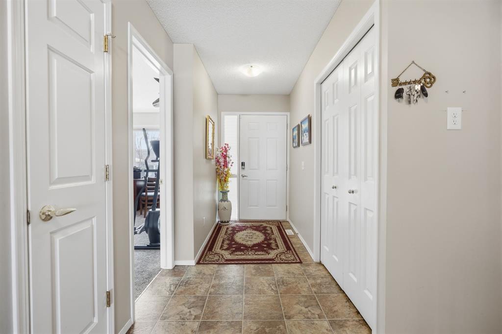 216 Valley Ridge Heights NW photo 3