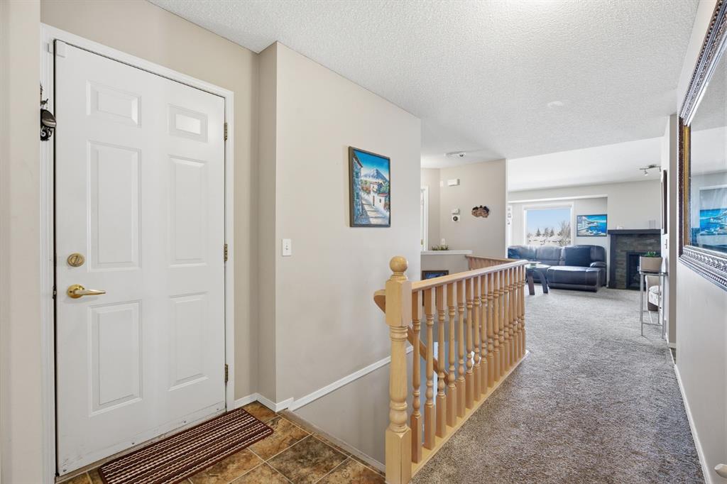 216 Valley Ridge Heights NW photo 4