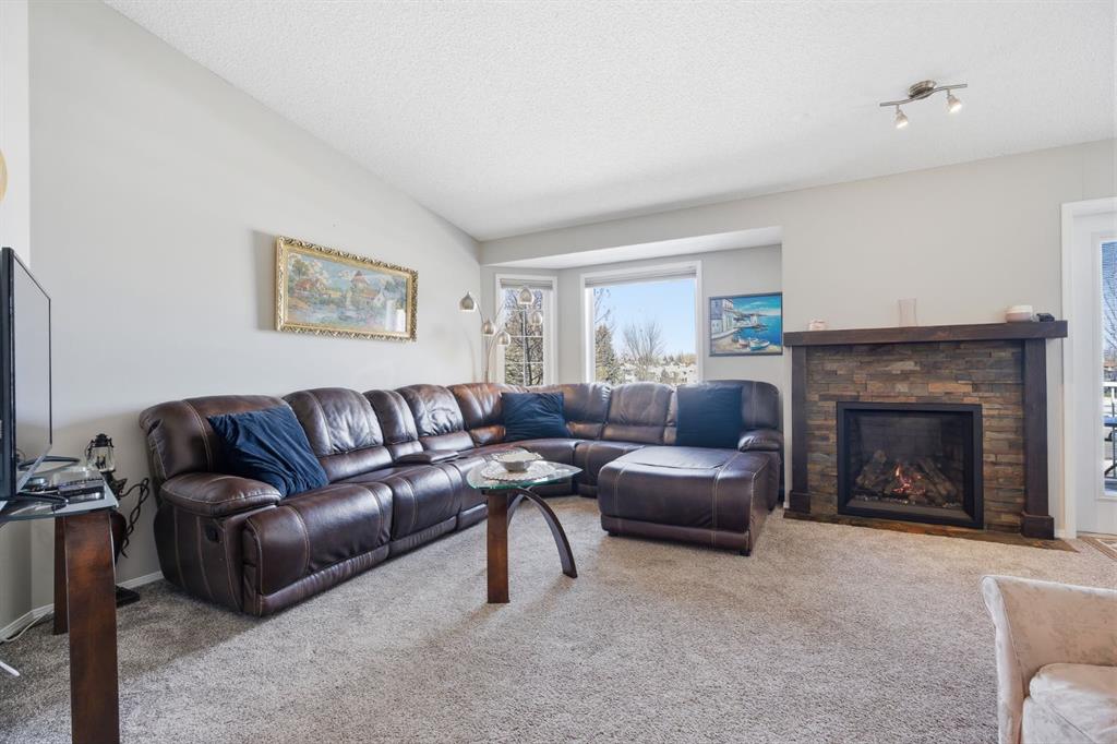 216 Valley Ridge Heights NW photo 5