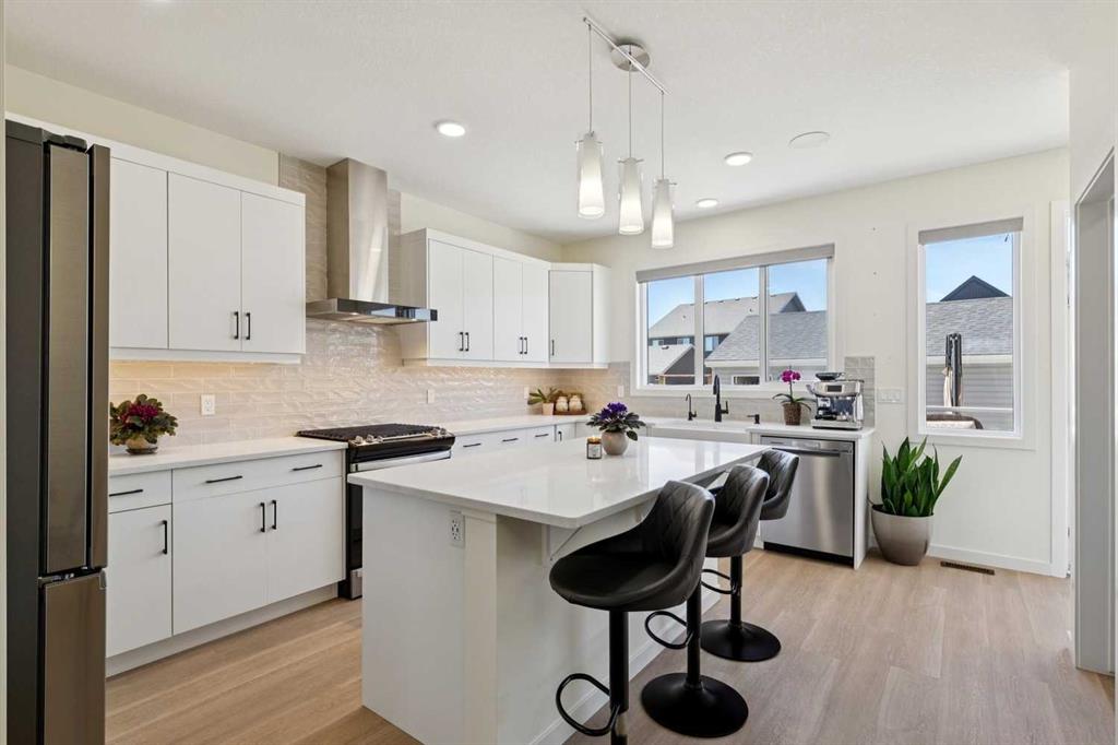 87 Setonstone Landing SE photo 4