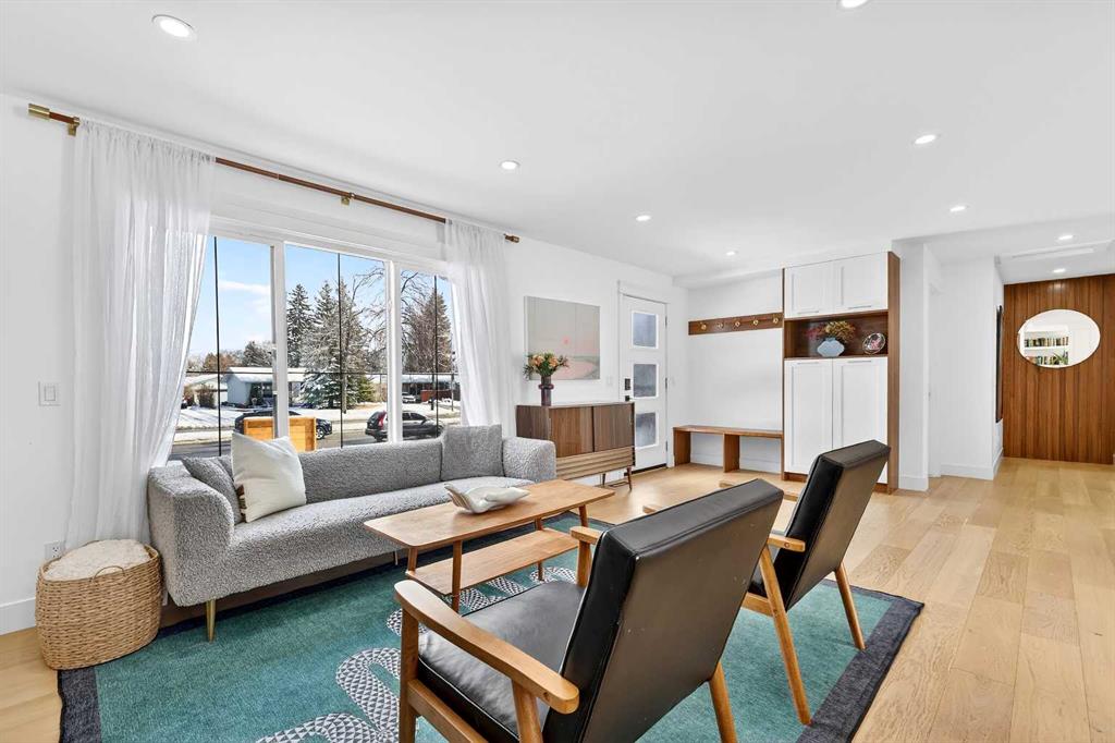 6323 Crowchild Trail SW photo 4