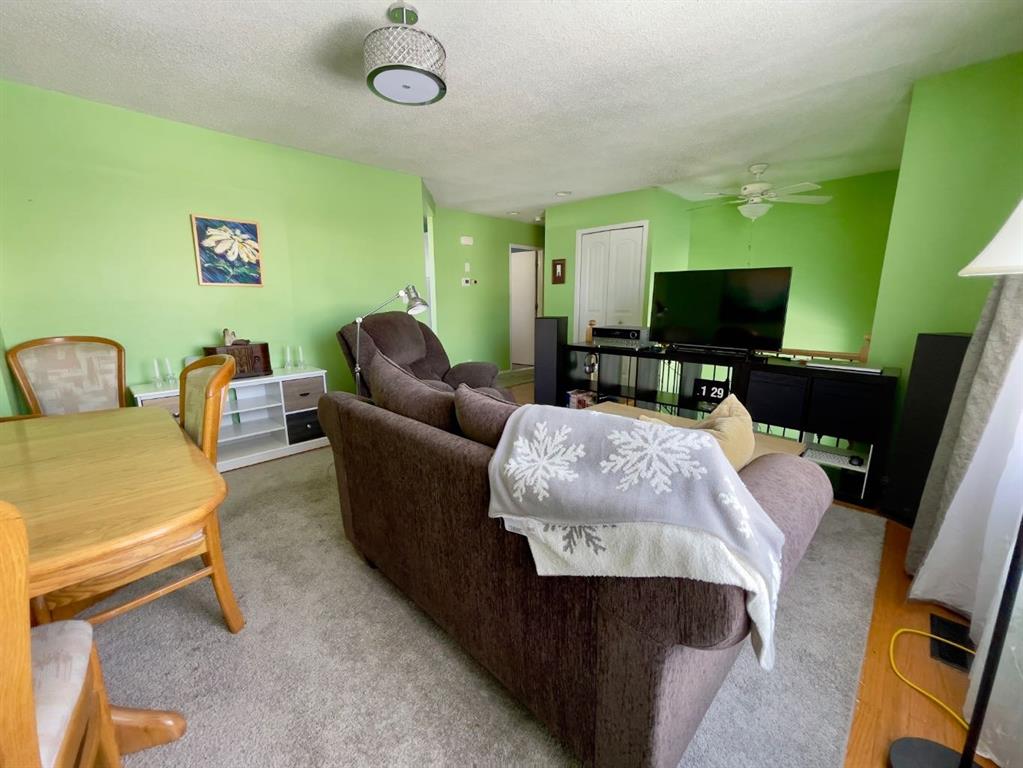 3311 Radcliffe Drive SE photo 4